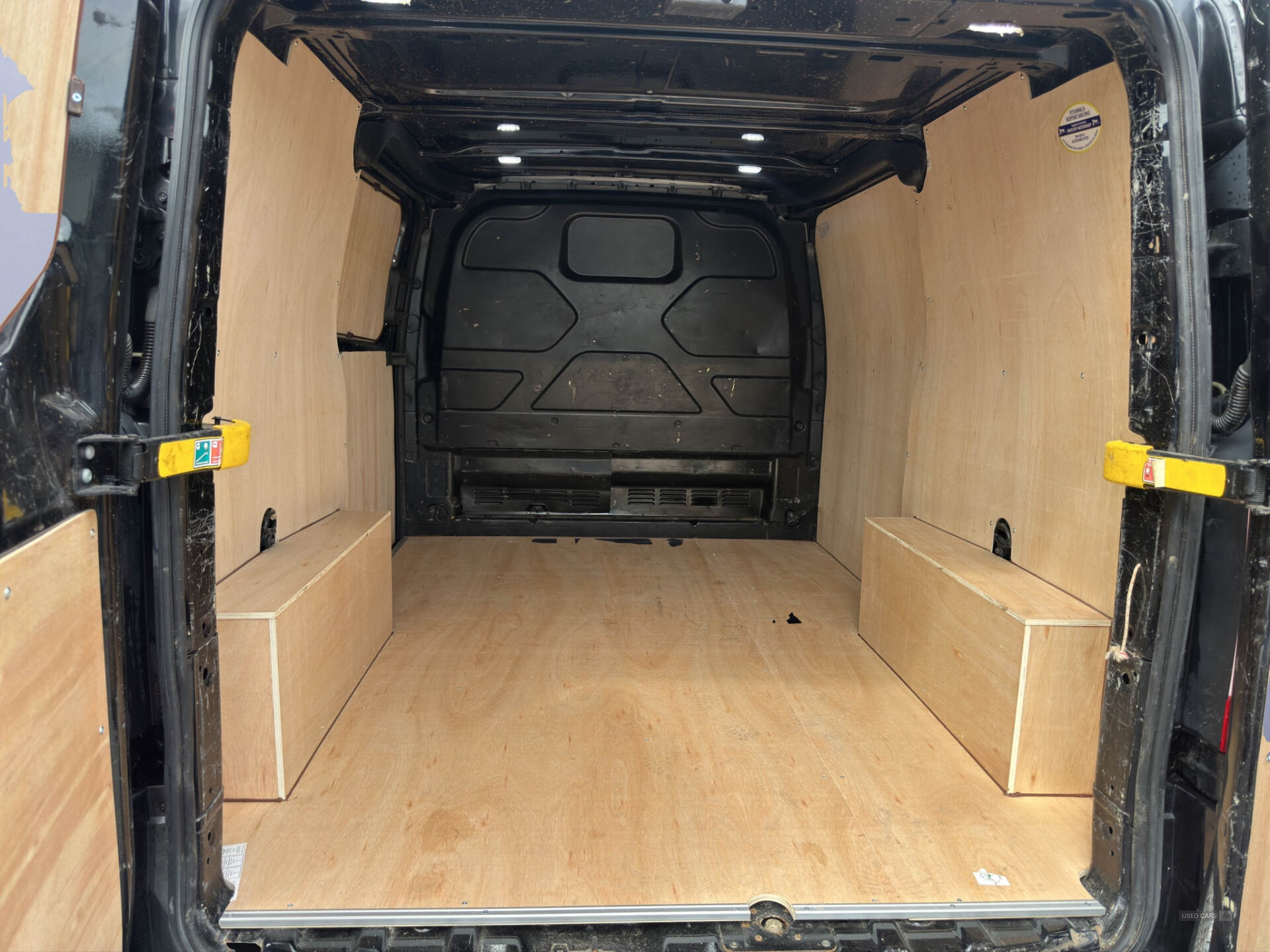 Jun 2020 Ford Transit Custom 2.0 EcoBlue 170ps Low Roof Limited Van Auto