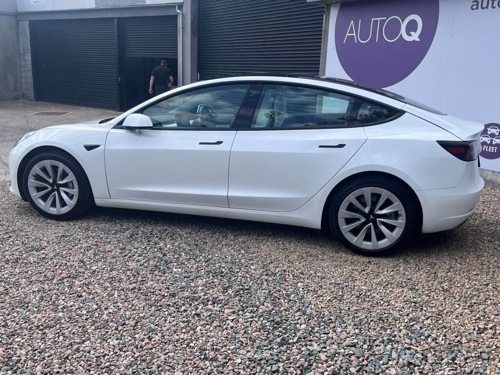 Dec 2020 TESLA Model 3 Long Range AWD 4dr Auto
