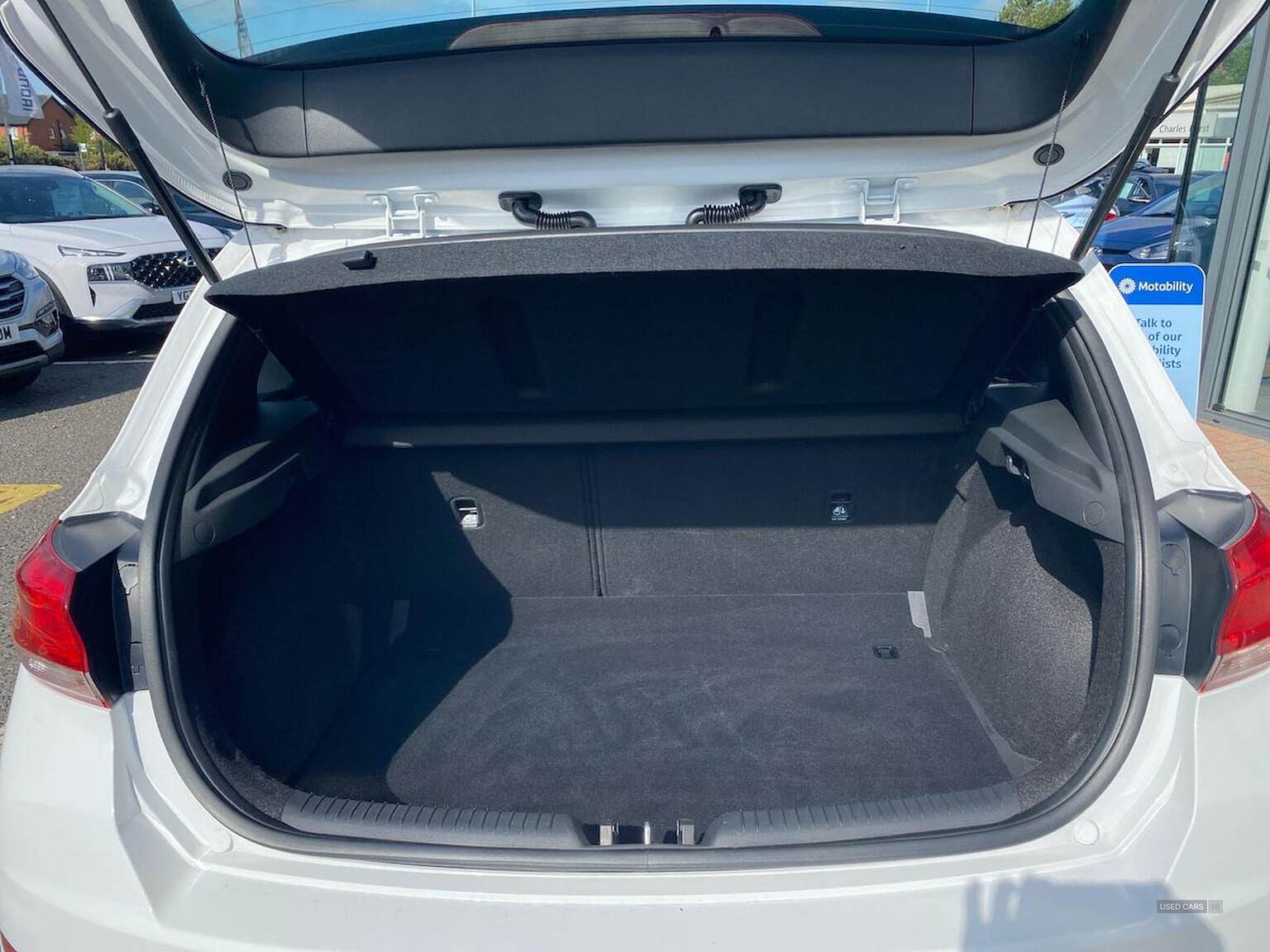 Jan 2023 Hyundai i30 1.0T Gdi Se Connect 5Dr