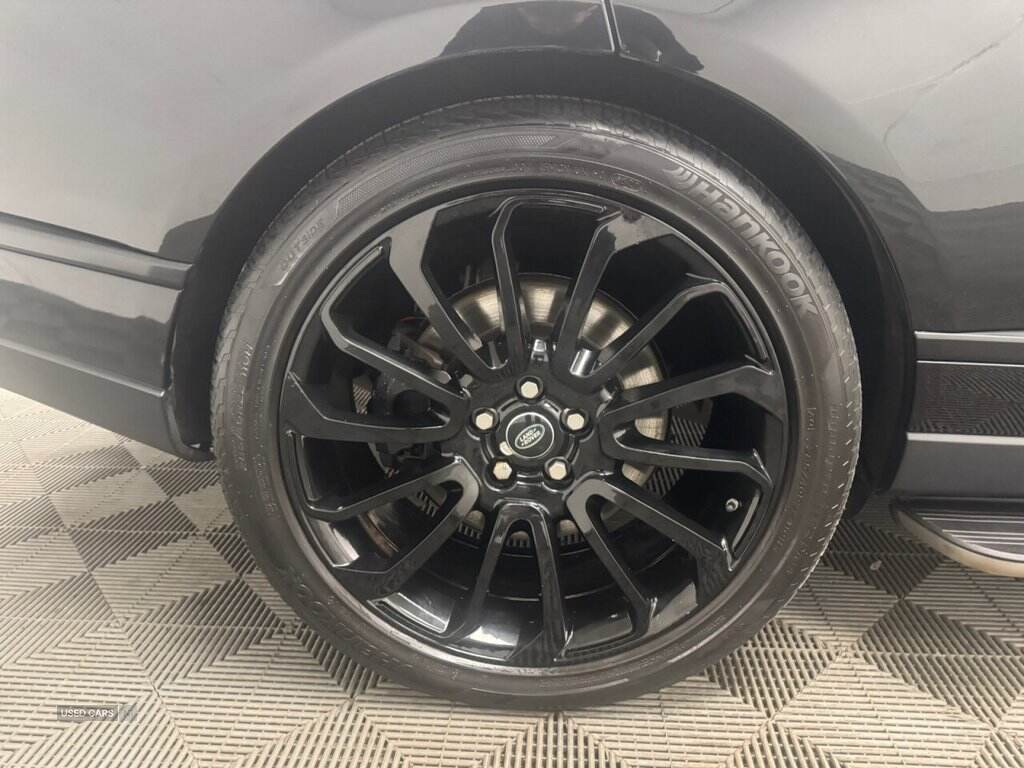 Oct 2018 Land Rover Range Rover 4.4 SDV8 Vogue SE 4dr Auto