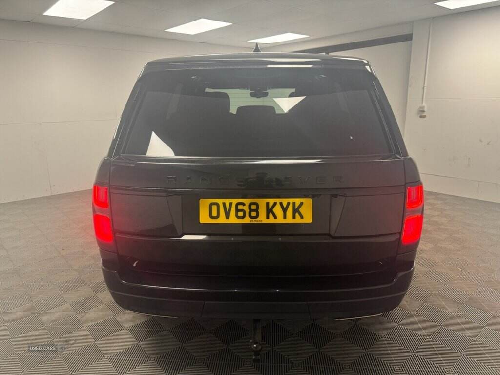 Oct 2018 Land Rover Range Rover 4.4 SDV8 Vogue SE 4dr Auto