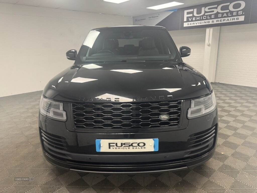 Oct 2018 Land Rover Range Rover 4.4 SDV8 Vogue SE 4dr Auto