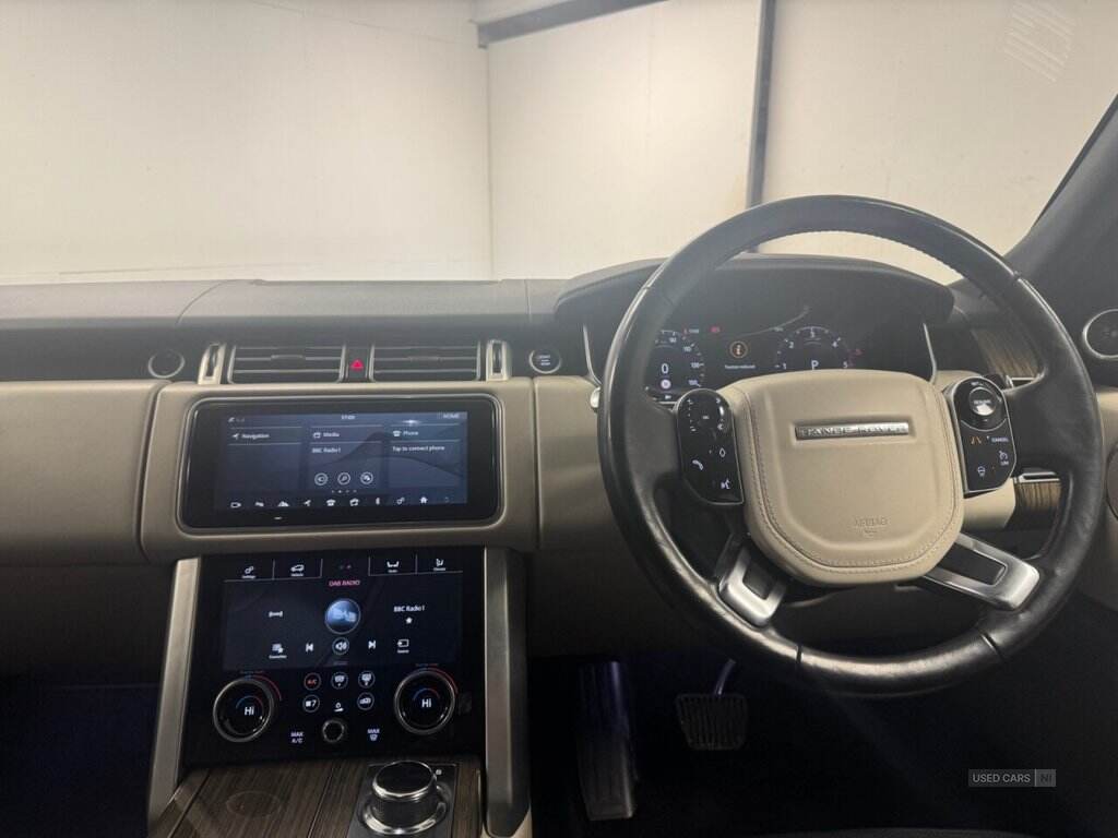 Oct 2018 Land Rover Range Rover 4.4 SDV8 Vogue SE 4dr Auto