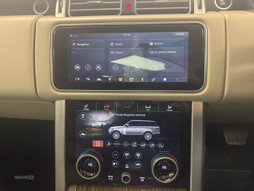 Oct 2018 Land Rover Range Rover 4.4 SDV8 Vogue SE 4dr Auto