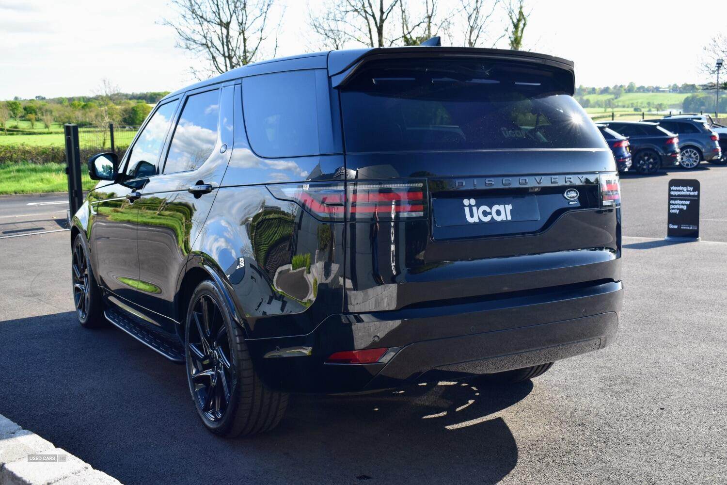 Mar 2021 Land Rover Discovery 3.0 D300 R-Dynamic SE 5dr Auto