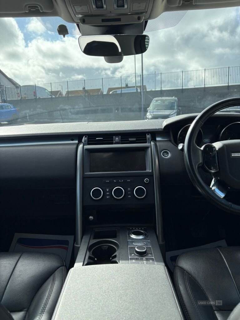 Jan 2020 Land Rover Discovery 3.0 SD6 Landmark Edition 5dr Auto