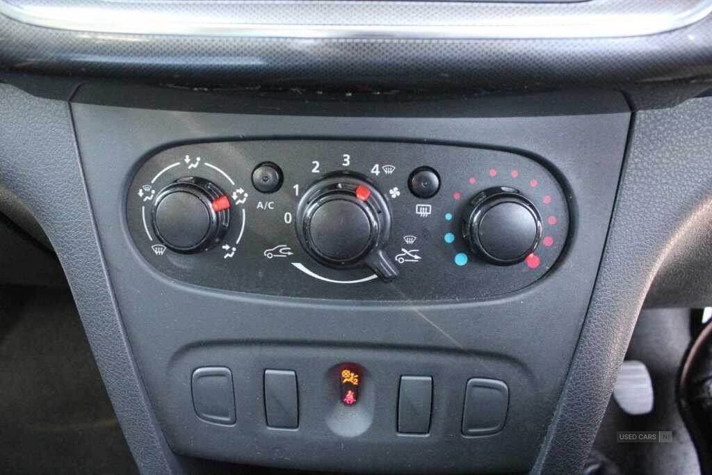 Jun 2019 Dacia Sandero Stepway 0.9 TCe Essential 5dr