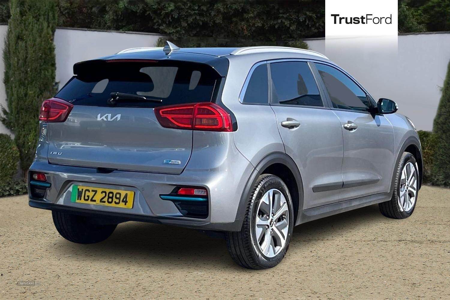 2022 Kia Niro 39kWh 2 SUV 5dr Electric Auto - DRIVE MODE SELECTOR, REVERSING CAMERA with SENSORS, KEYLESS GO, ADAPTIVE SMART CRUISE CONTROL, LANE KEEPING AID
