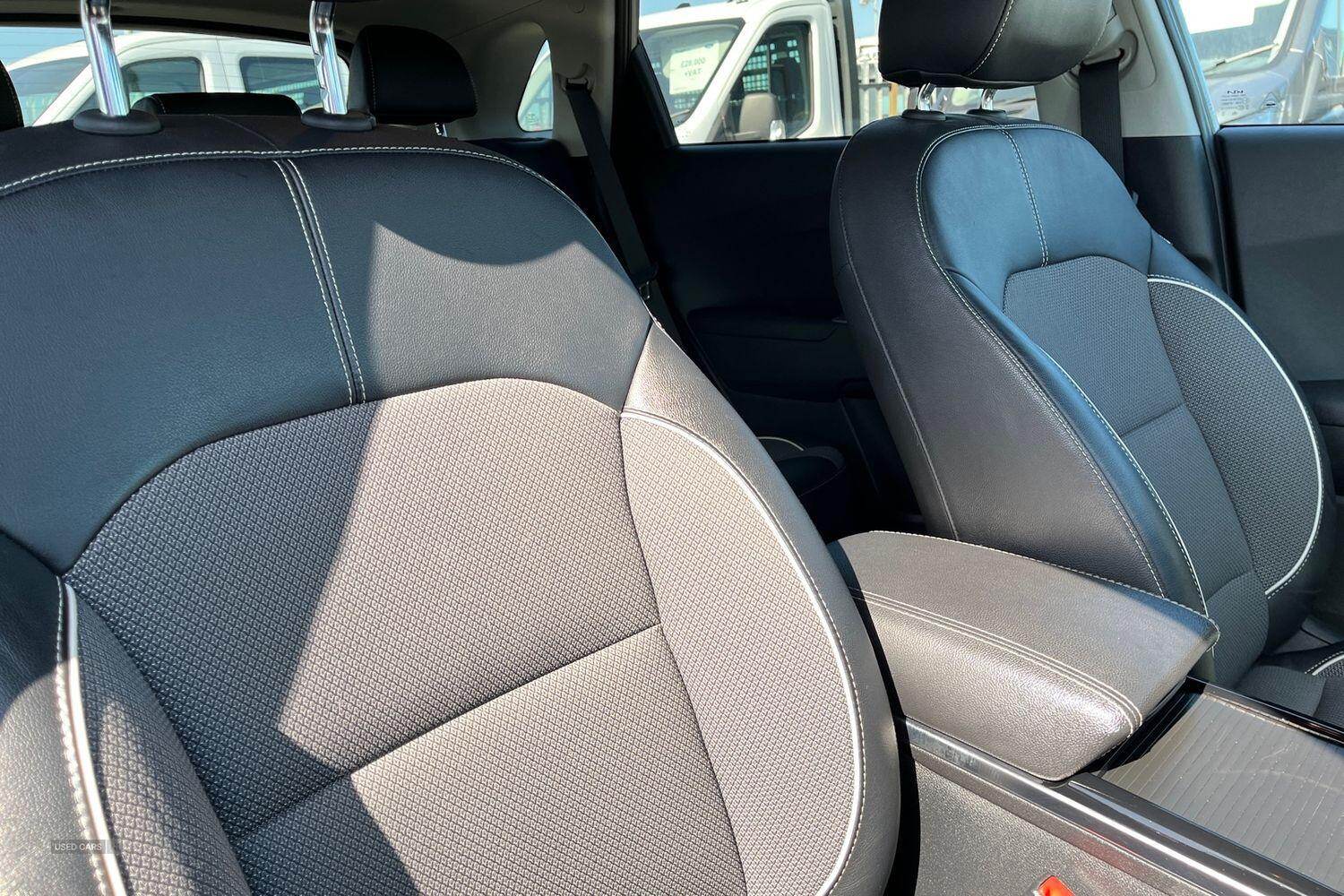 2022 Kia Niro 39kWh 2 SUV 5dr Electric Auto - DRIVE MODE SELECTOR, REVERSING CAMERA with SENSORS, KEYLESS GO, ADAPTIVE SMART CRUISE CONTROL, LANE KEEPING AID