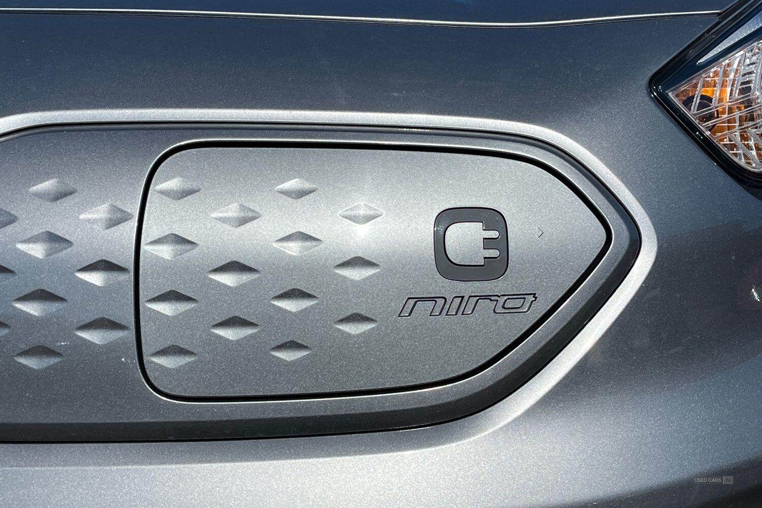 2022 Kia Niro 39kWh 2 SUV 5dr Electric Auto - DRIVE MODE SELECTOR, REVERSING CAMERA with SENSORS, KEYLESS GO, ADAPTIVE SMART CRUISE CONTROL, LANE KEEPING AID