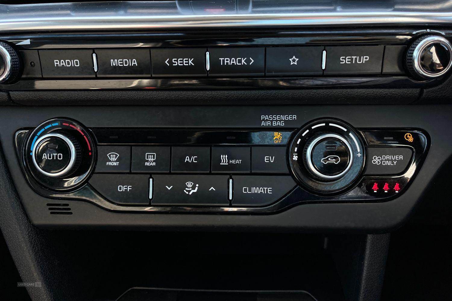 2022 Kia Niro 39kWh 2 SUV 5dr Electric Auto - DRIVE MODE SELECTOR, REVERSING CAMERA with SENSORS, KEYLESS GO, ADAPTIVE SMART CRUISE CONTROL, LANE KEEPING AID