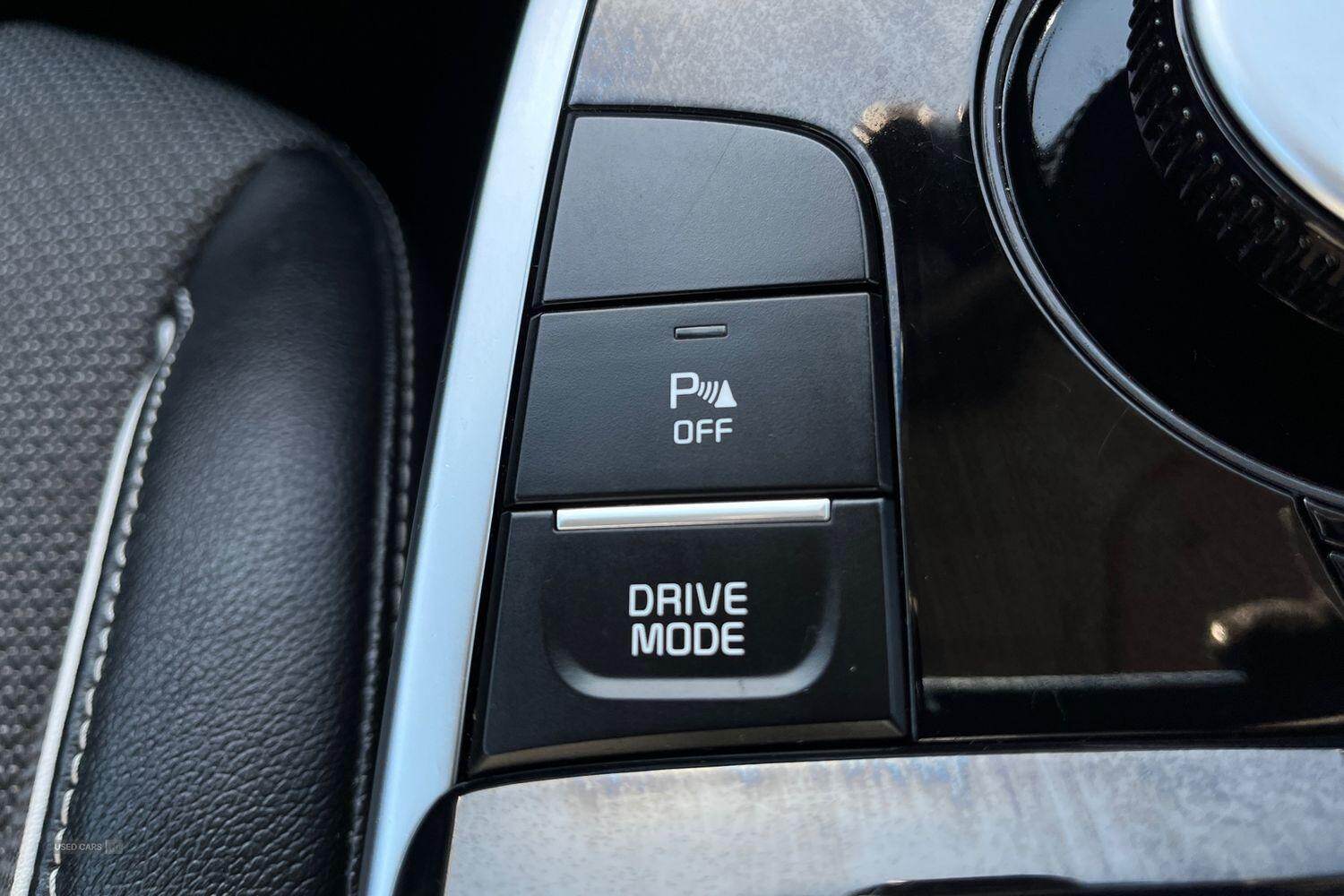 2022 Kia Niro 39kWh 2 SUV 5dr Electric Auto - DRIVE MODE SELECTOR, REVERSING CAMERA with SENSORS, KEYLESS GO, ADAPTIVE SMART CRUISE CONTROL, LANE KEEPING AID