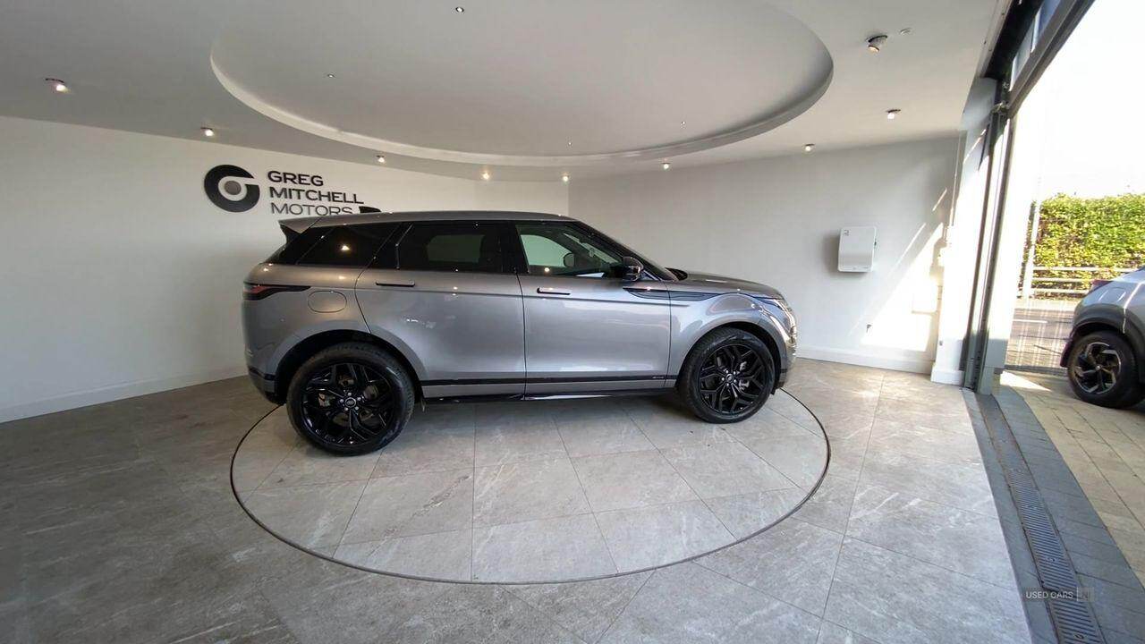Apr 2021 Land Rover Range Rover Evoque 2.0 D200 R-Dynamic SE 5dr Auto