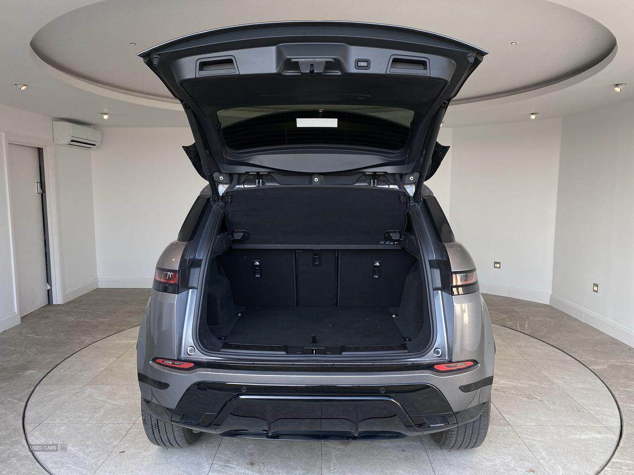 Apr 2021 Land Rover Range Rover Evoque 2.0 D200 R-Dynamic SE 5dr Auto