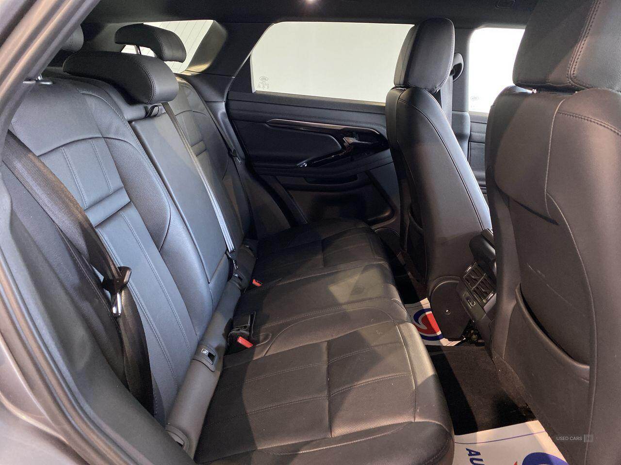 Apr 2021 Land Rover Range Rover Evoque 2.0 D200 R-Dynamic SE 5dr Auto