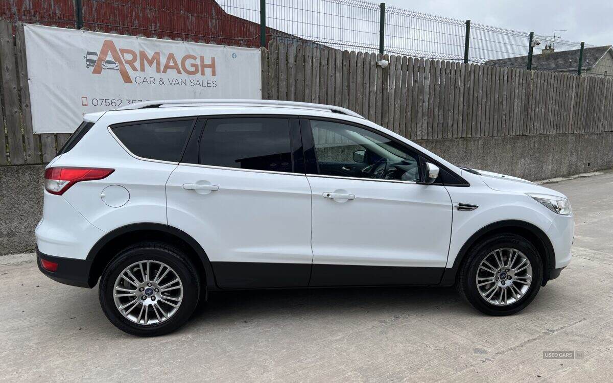 Oct 2014 Ford Kuga 2.0 TDCi Titanium 5dr 2WD