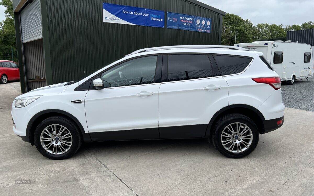 Oct 2014 Ford Kuga 2.0 TDCi Titanium 5dr 2WD