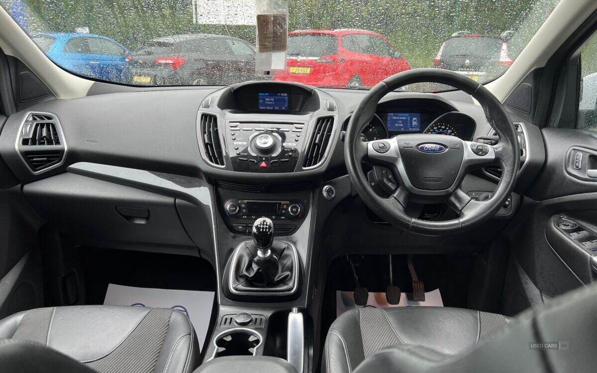 Oct 2014 Ford Kuga 2.0 TDCi Titanium 5dr 2WD