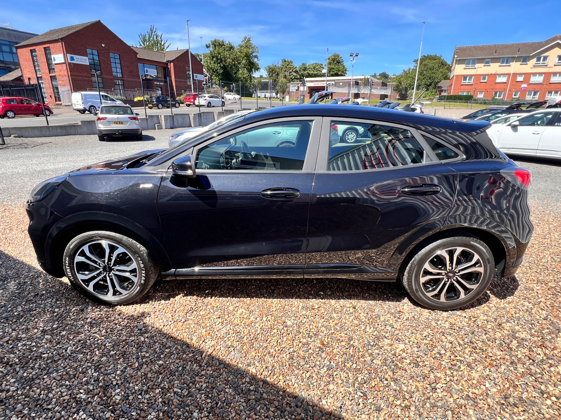 Apr 2021 Ford Puma 1.0 EcoBoost Hybrid mHEV ST-Line 5dr