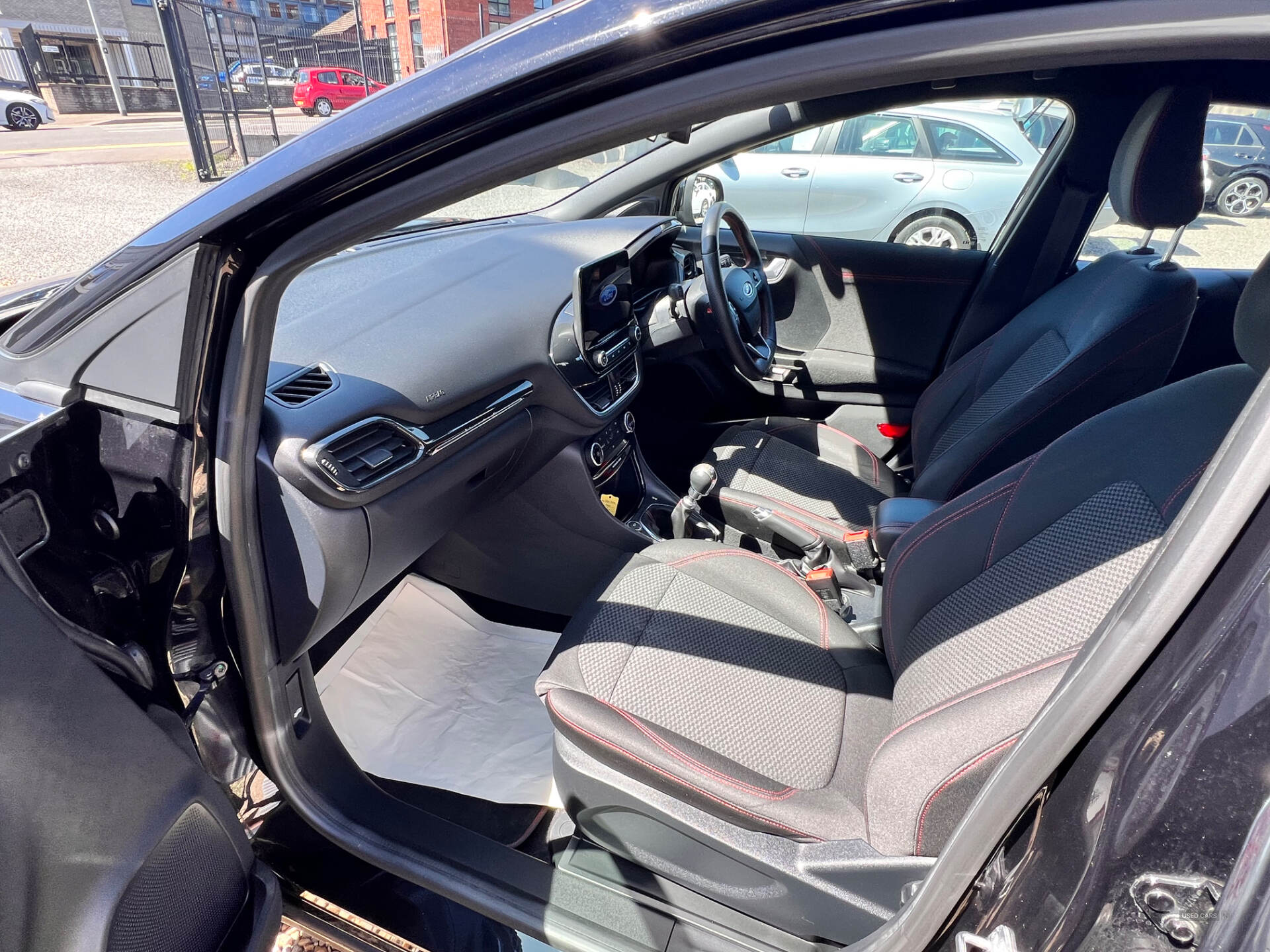 Apr 2021 Ford Puma 1.0 EcoBoost Hybrid mHEV ST-Line 5dr