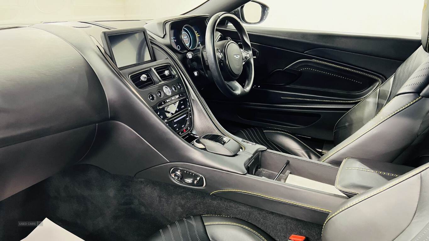  2018 Aston Martin DB11 Base