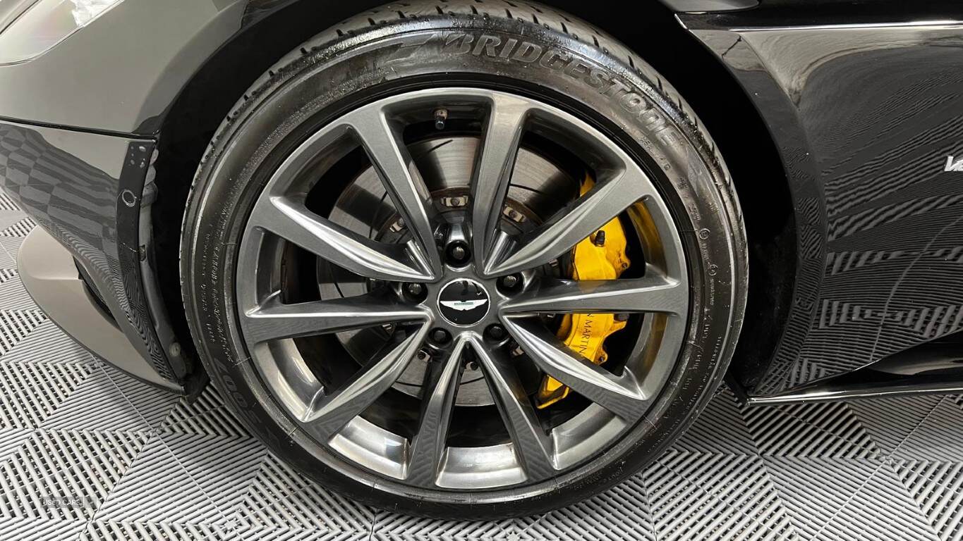  2018 Aston Martin DB11 Base