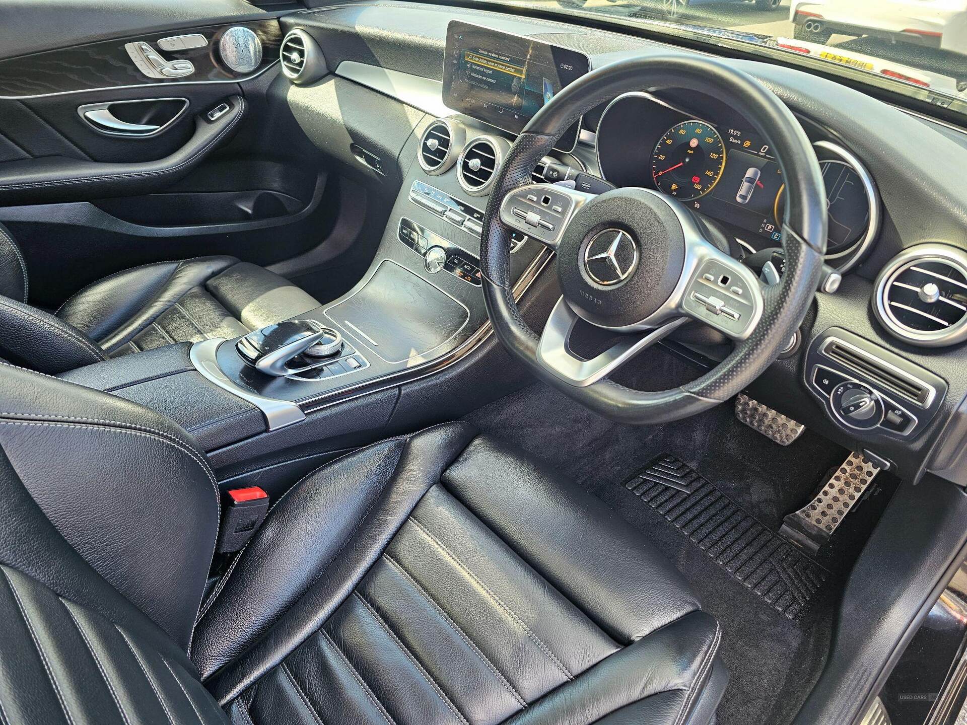 Jan 2020 Mercedes-Benz C Class C300d AMG Line Edition Premium Plus 4dr 9G-Tronic