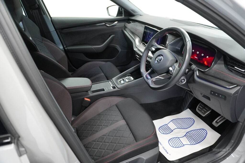 Apr 2021 Skoda Octavia 1.4 TSI iV vRS 5dr DSG