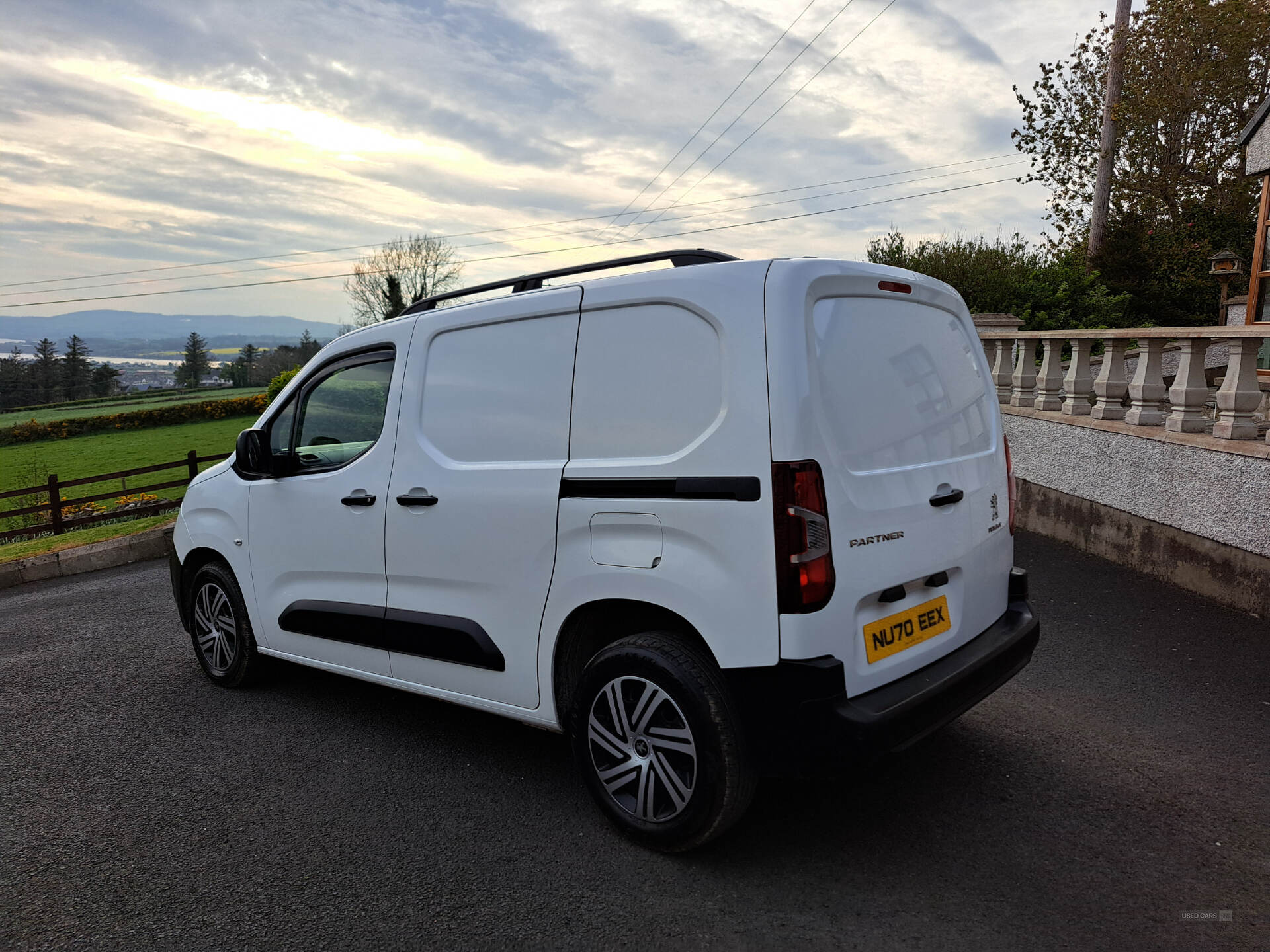 Sep 2020 Peugeot Partner 1000 1.5 BlueHDi 100 Professional Van