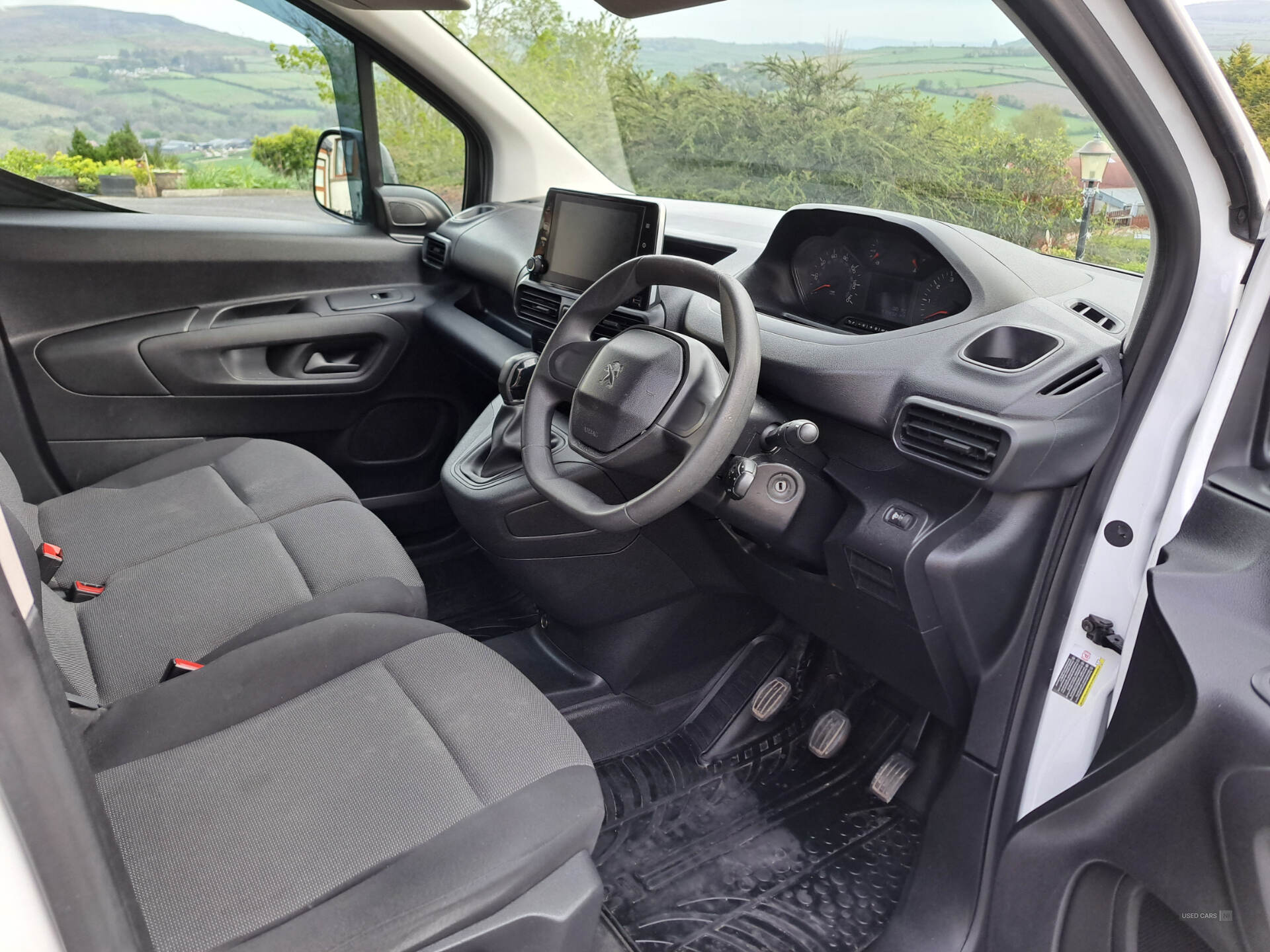Sep 2020 Peugeot Partner 1000 1.5 BlueHDi 100 Professional Van