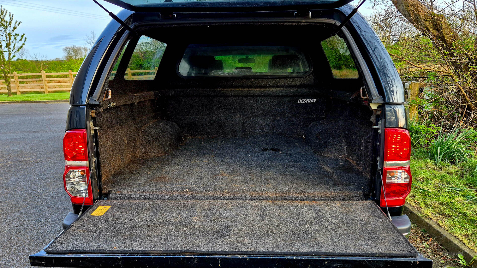 Sep 2012 Toyota Hilux Invincible D/Cab Pick Up 3.0 D-4D 4WD 171