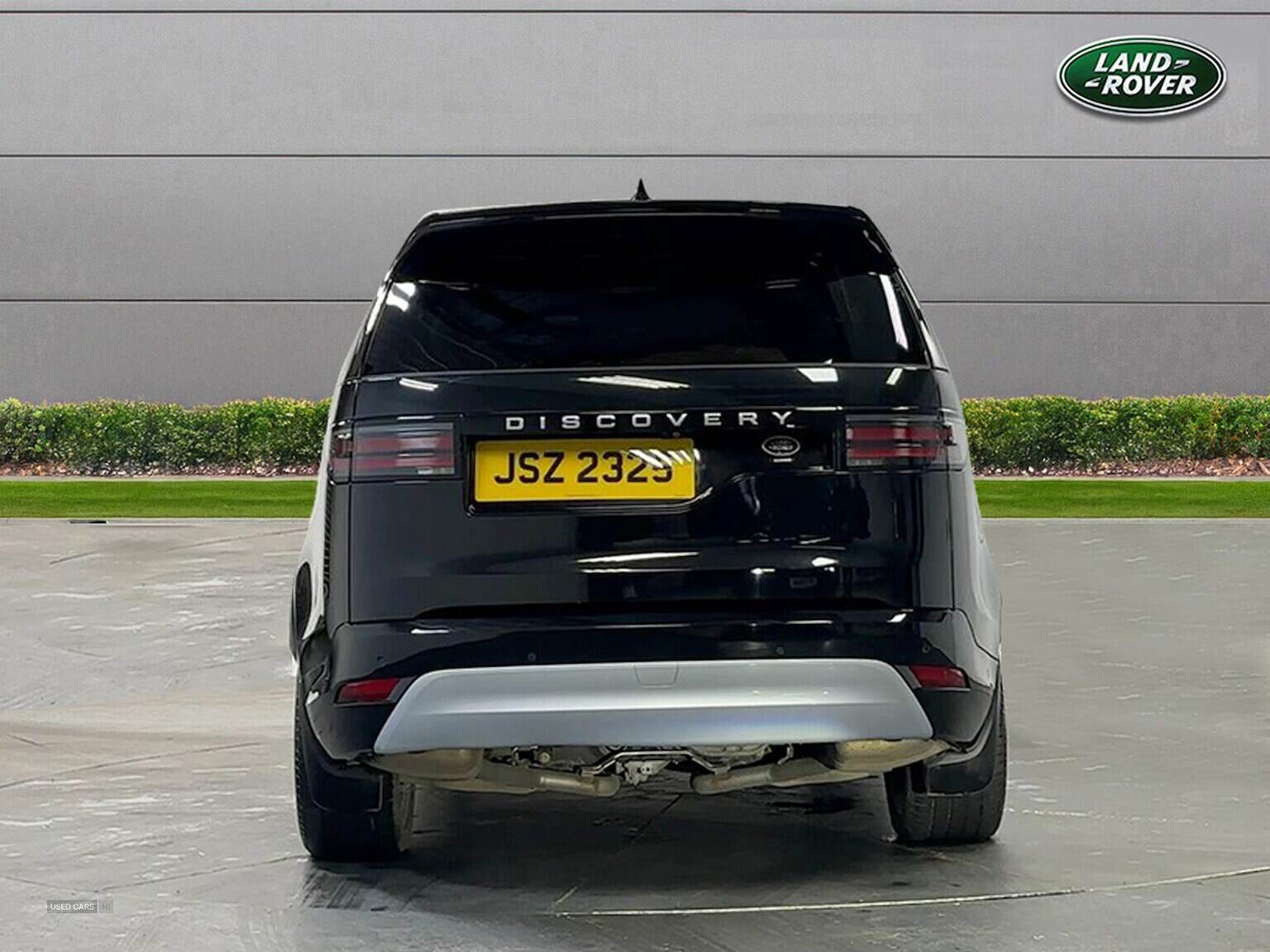 Jun 2022 Land Rover Discovery 3.0 D300 Metropolitan Edition 5Dr Auto