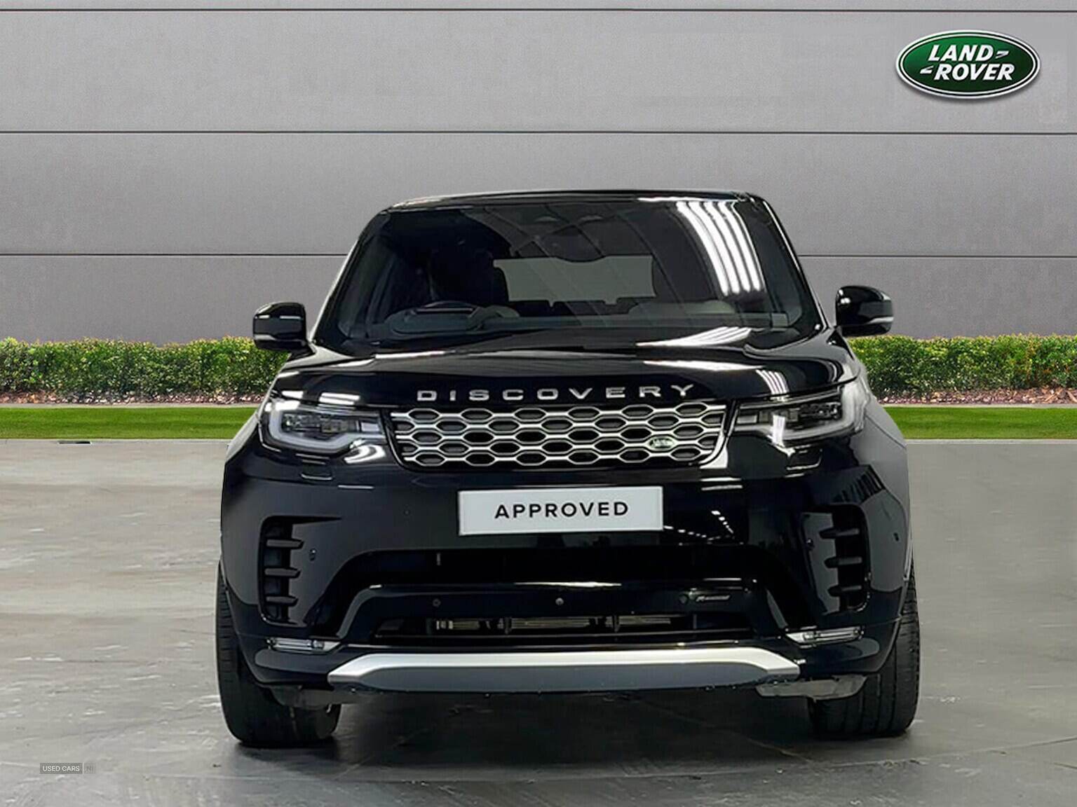Jun 2022 Land Rover Discovery 3.0 D300 Metropolitan Edition 5Dr Auto