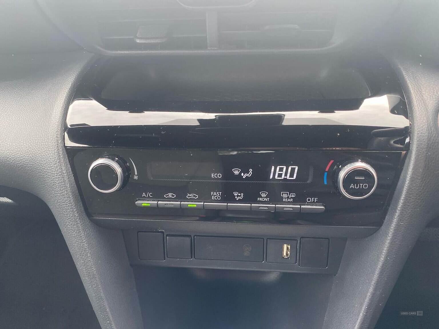 Feb 2023 Toyota Yaris Cross 1.5 Hybrid Design 5Dr Cvt
