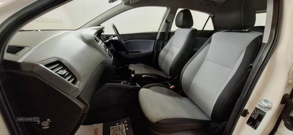 Jun 2015 Hyundai i20 1.2 SE 5dr