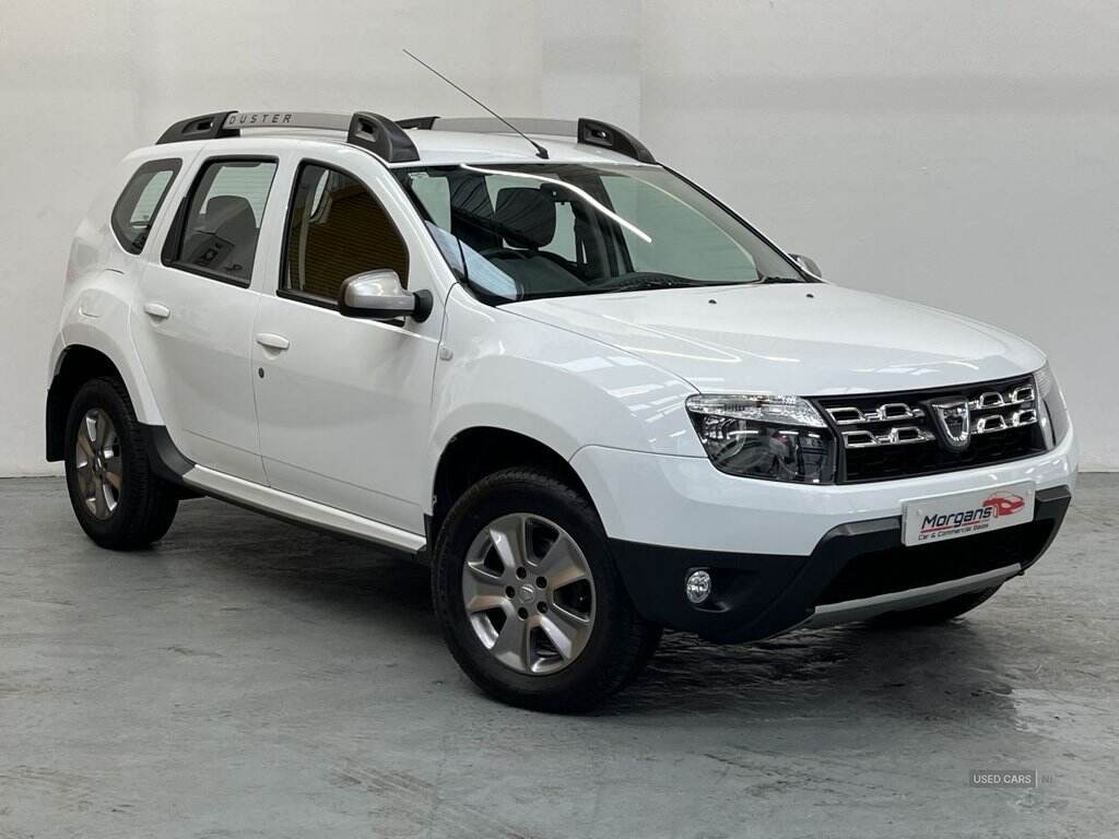 May 2015 Dacia Duster 1.5 dCi 110 Laureate 5dr