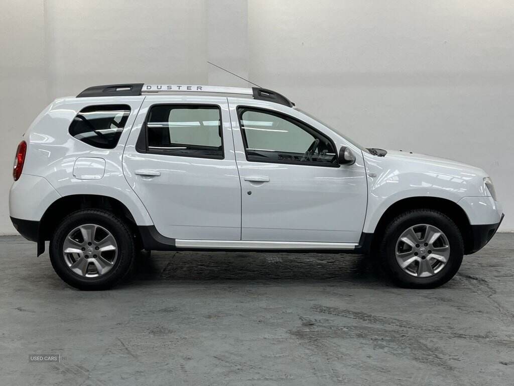 May 2015 Dacia Duster 1.5 dCi 110 Laureate 5dr