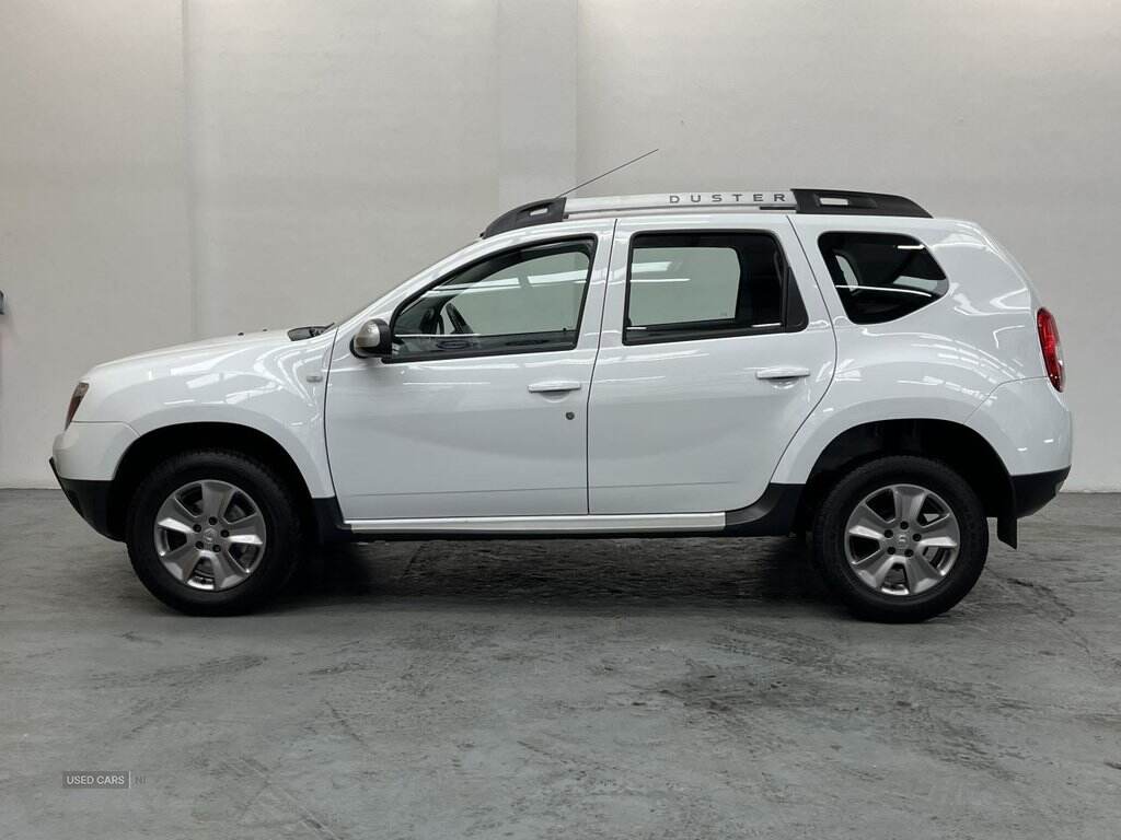 May 2015 Dacia Duster 1.5 dCi 110 Laureate 5dr