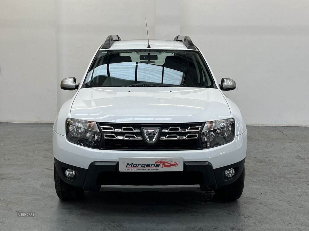 May 2015 Dacia Duster 1.5 dCi 110 Laureate 5dr