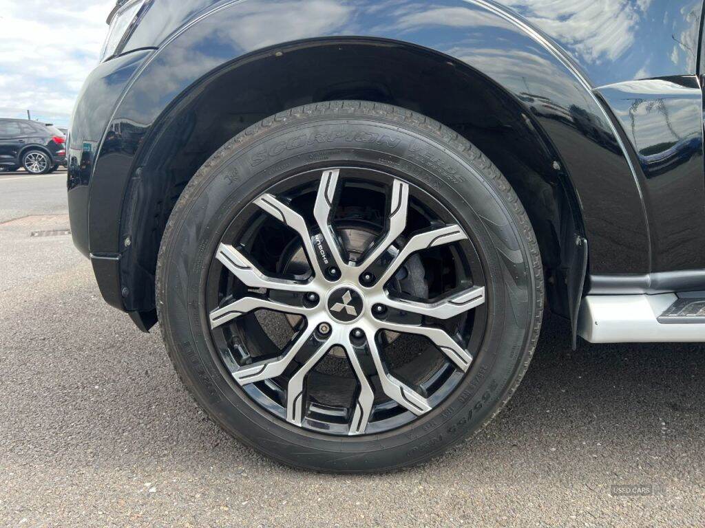 Jul 2018 Mitsubishi Shogun 3.2 DI-DC [187] Barbarian 3dr Auto