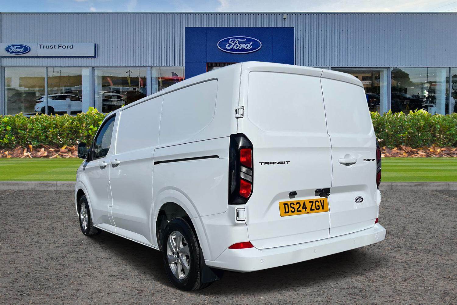 May 2024 Ford Transit Custom 2.0 EcoBlue 136ps H1 Van Limited