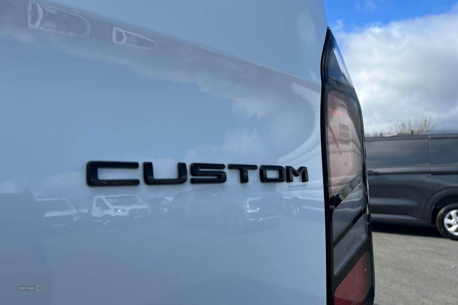 Apr 2024 Ford Transit Custom 2.0 EcoBlue 136ps H1 Van Limited