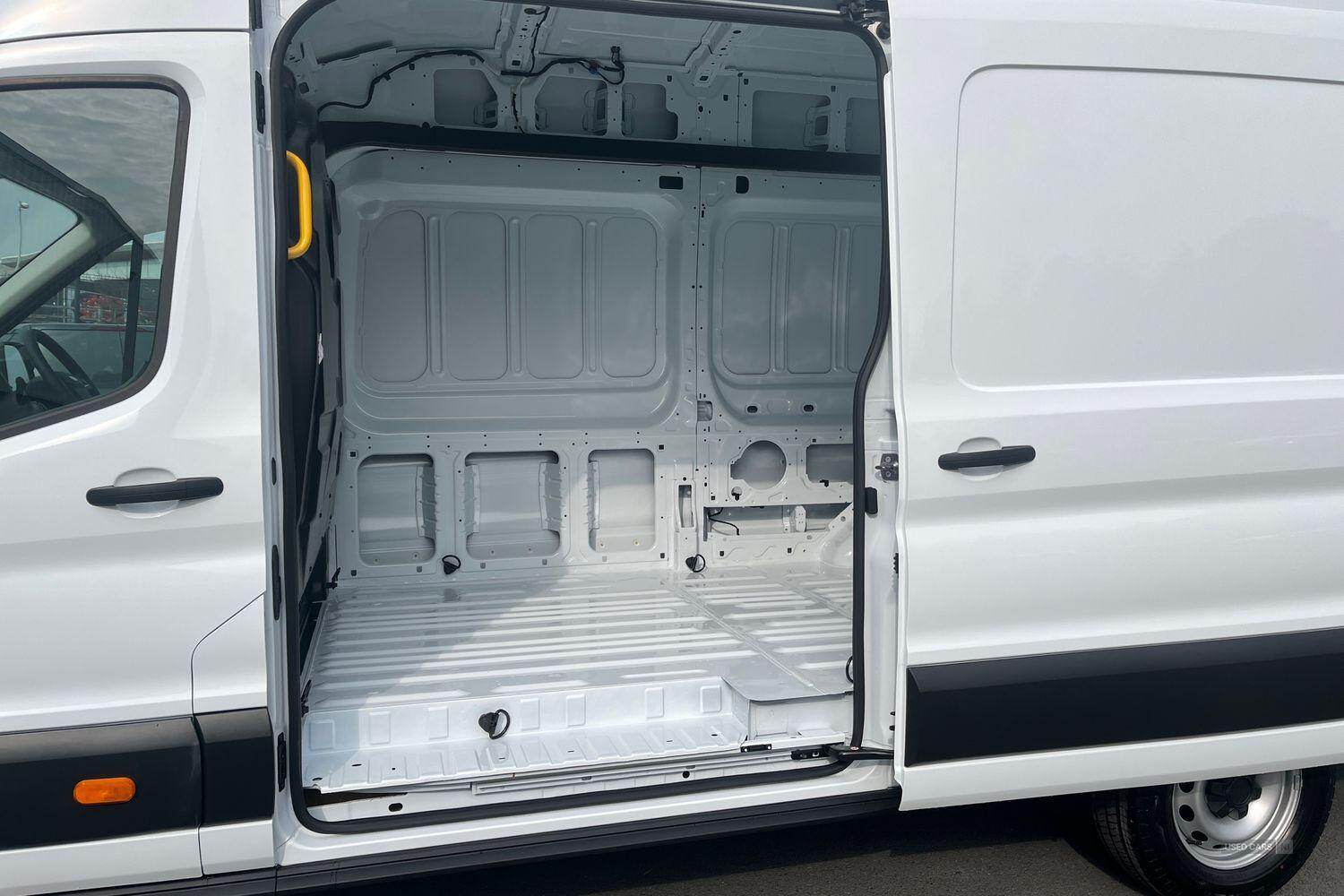 Jan 2025 Ford Transit 2.0 EcoBlue 130ps H3 Leader Van [DAP]