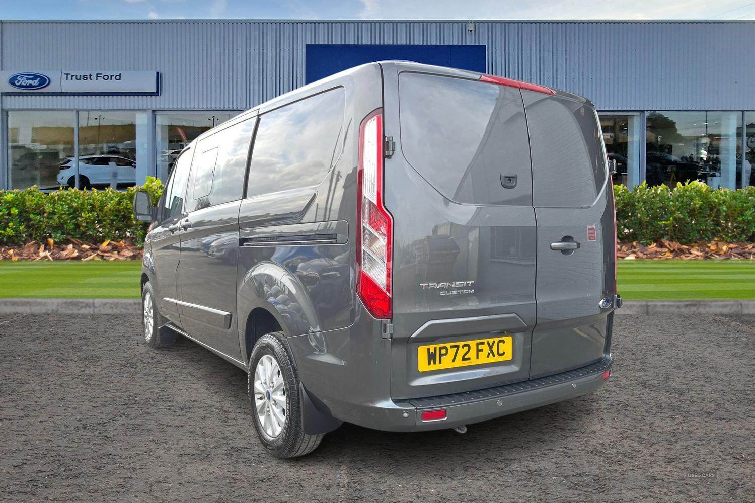Nov 2022 Ford Transit Custom 2.0 EcoBlue 170ps Low Roof D/Cab Limited Van Auto