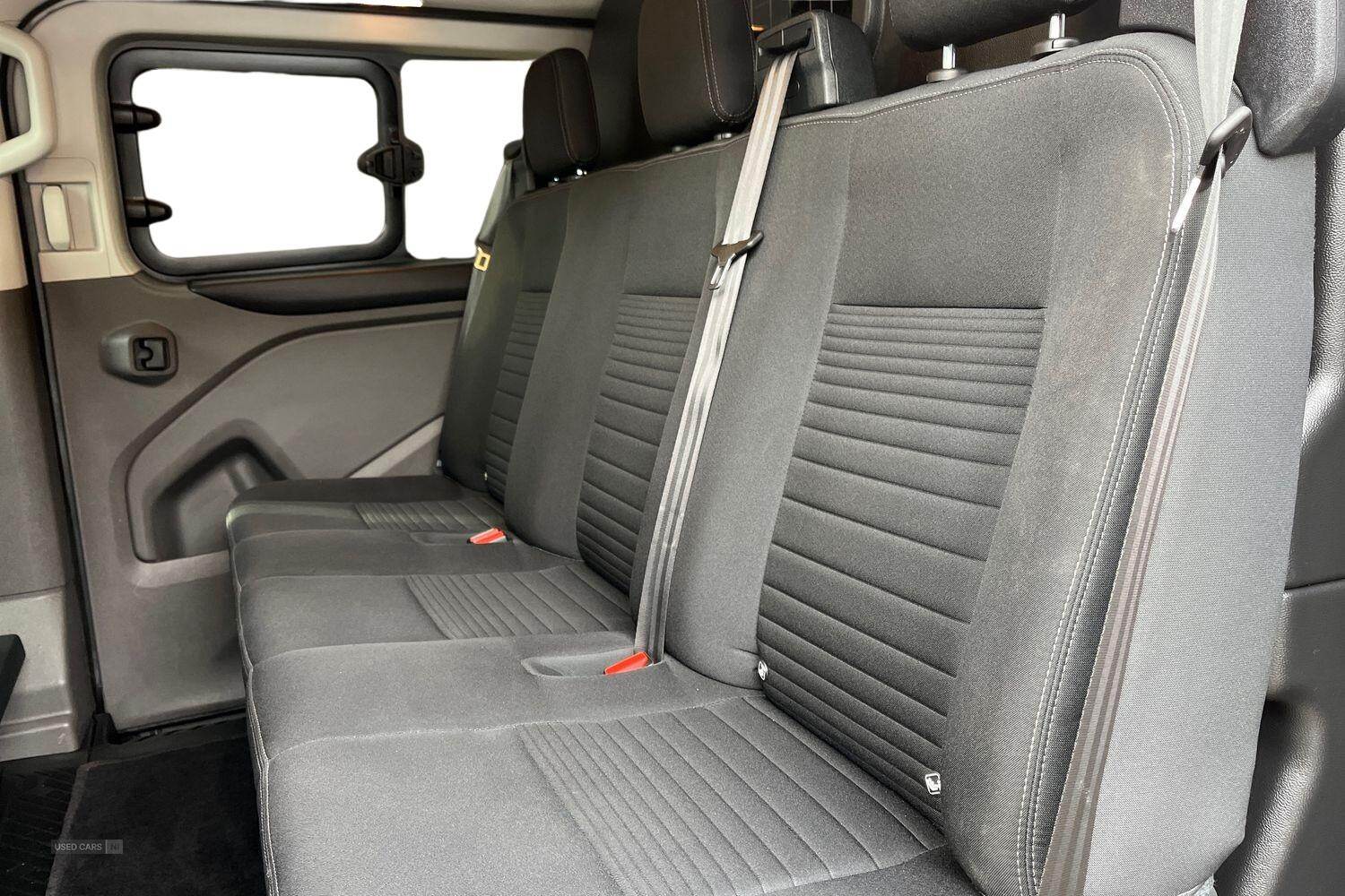 Nov 2022 Ford Transit Custom 2.0 EcoBlue 170ps Low Roof D/Cab Limited Van Auto