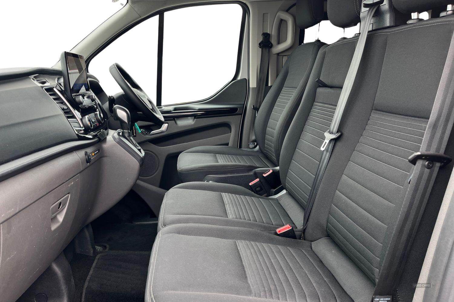 Nov 2022 Ford Transit Custom 2.0 EcoBlue 170ps Low Roof D/Cab Limited Van Auto