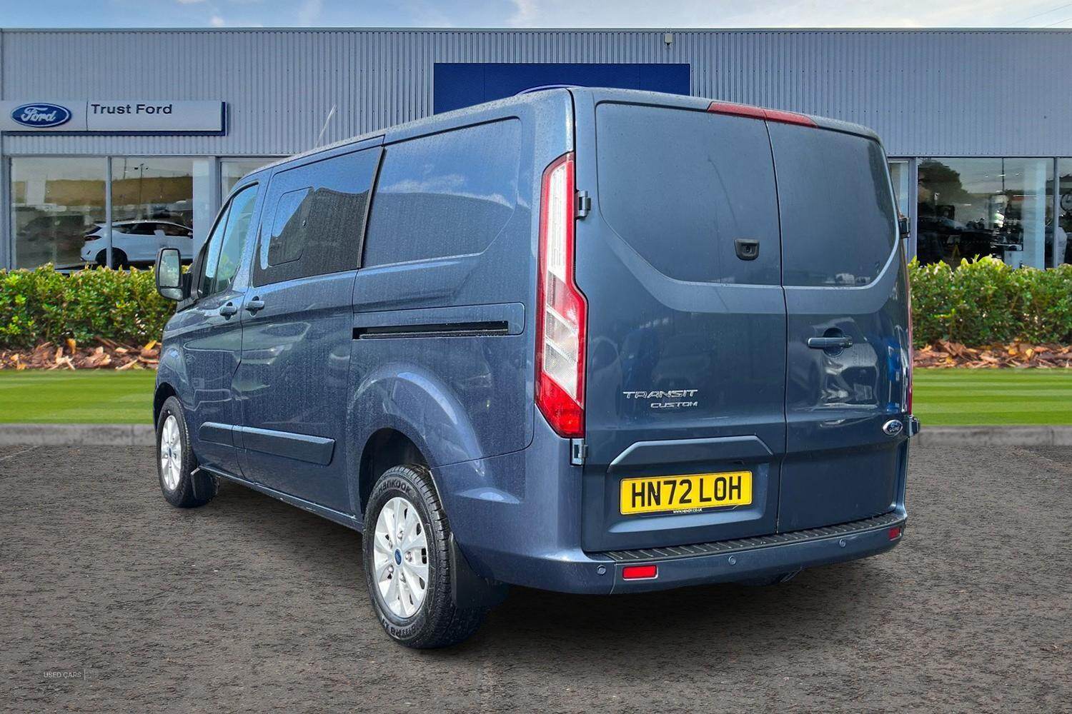 Oct 2022 Ford Transit Custom 2.0 EcoBlue 170ps Low Roof D/Cab Limited Van Auto