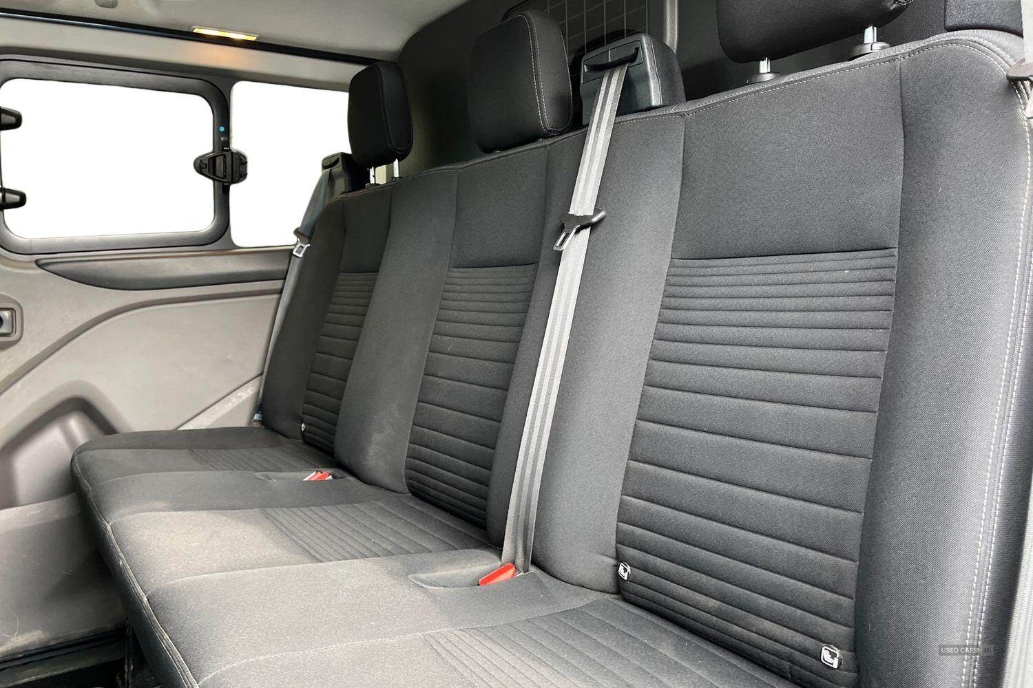 Oct 2022 Ford Transit Custom 2.0 EcoBlue 170ps Low Roof D/Cab Limited Van Auto