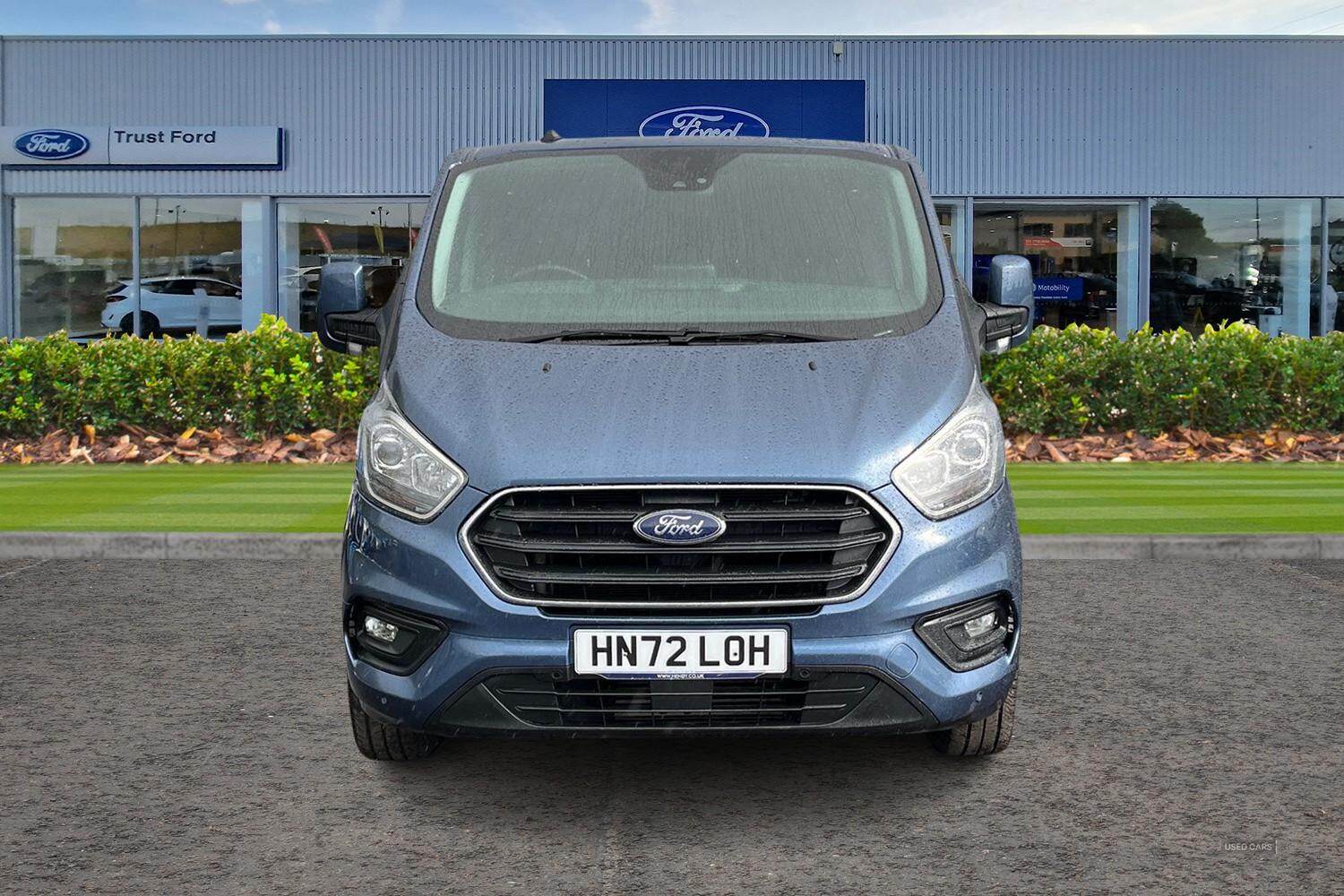 Oct 2022 Ford Transit Custom 2.0 EcoBlue 170ps Low Roof D/Cab Limited Van Auto