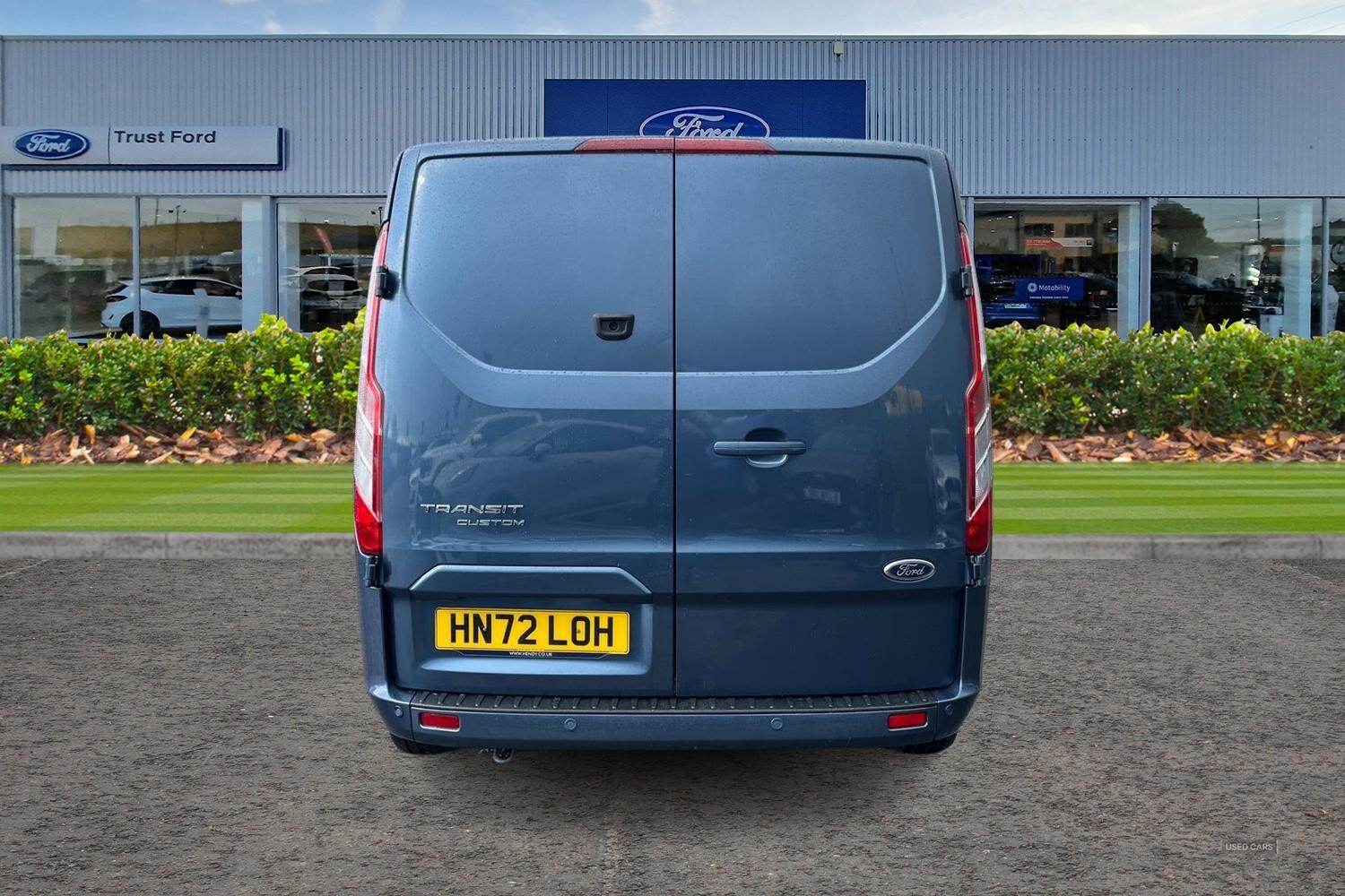 Oct 2022 Ford Transit Custom 2.0 EcoBlue 170ps Low Roof D/Cab Limited Van Auto